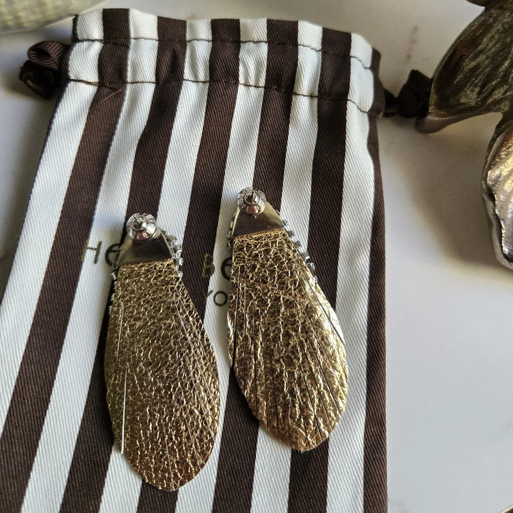 Henri Bendel Lenox Feather Leather Rhinestone Earrings - Picture 4 of 6